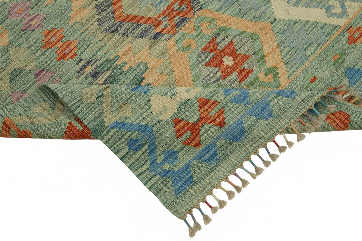 Velmo Adaçayı Yeşili Geometrik Desenli Yün Halı 248x285 cm – kenar detayı