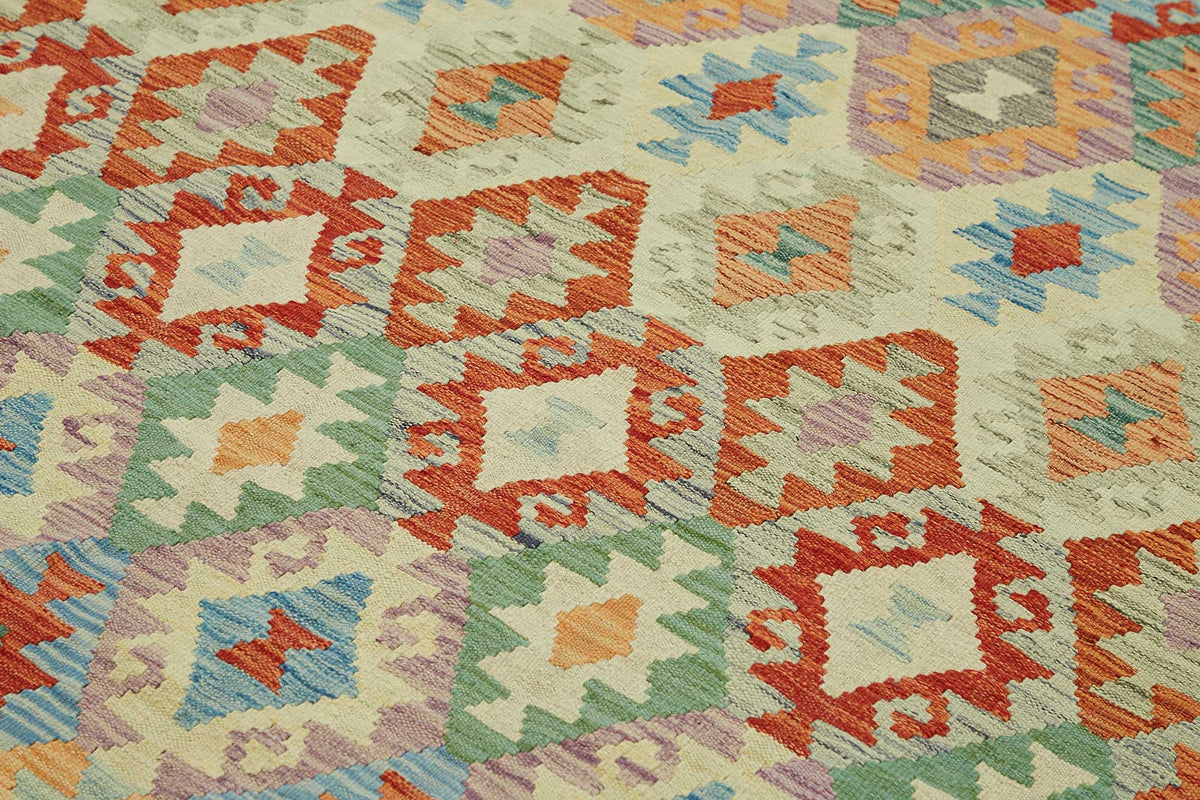 Velmo Krem Zeminli Çok Renkli Geometrik El Dokuma Halı 248x296 cm – mekânda kullanım