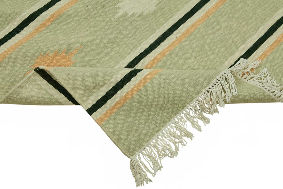Krovix Yeşil ve Bej Geometrik Desenli Yün Dokuma Modern Kilim, 270x360 cm – kenar detayı