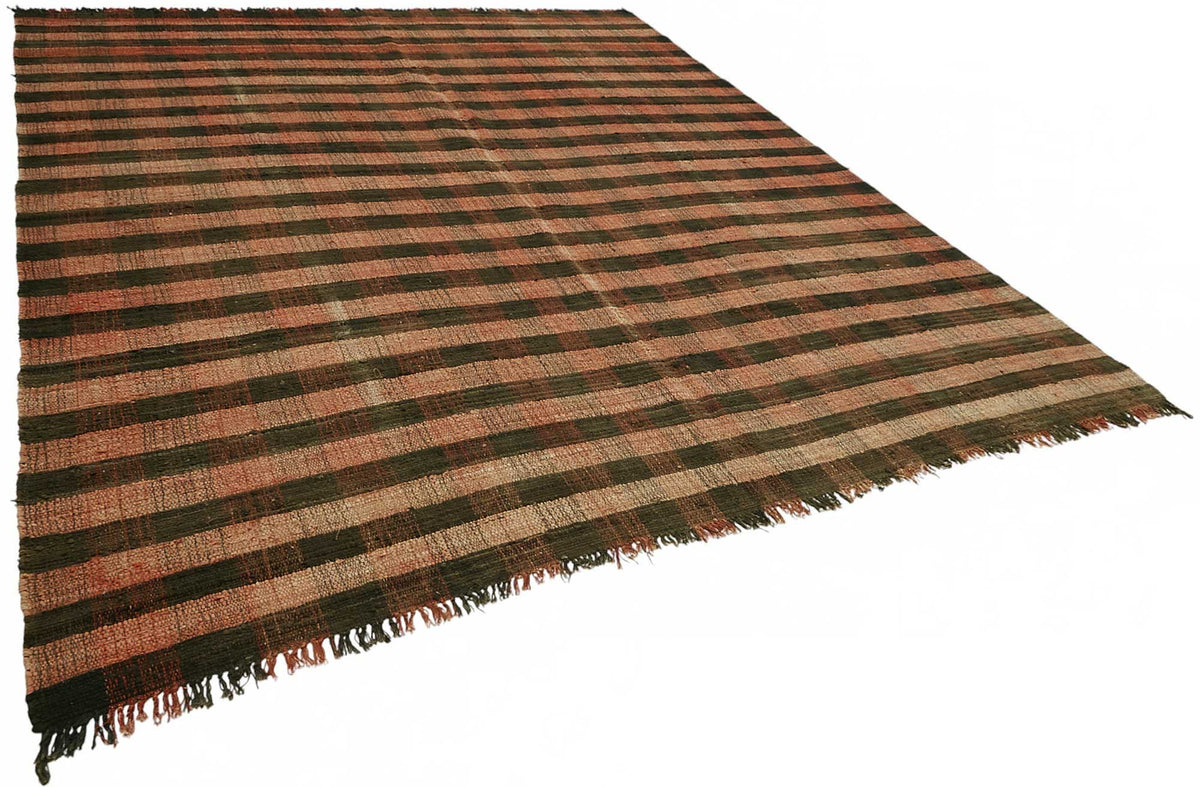 Gozvan Kırmızı Siyah Kareli Dama Geometrik El Dokuma Halı 291x346 cm – genel görünüm