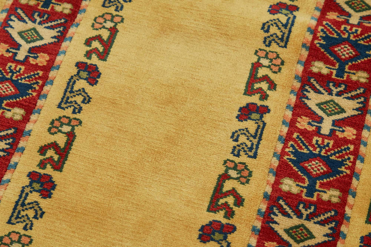 Kirzo Sarı Kırmızı Bordürlü Etnik Uşak El Dokuma Yolluk 81x292 cm – mekânda kullanım