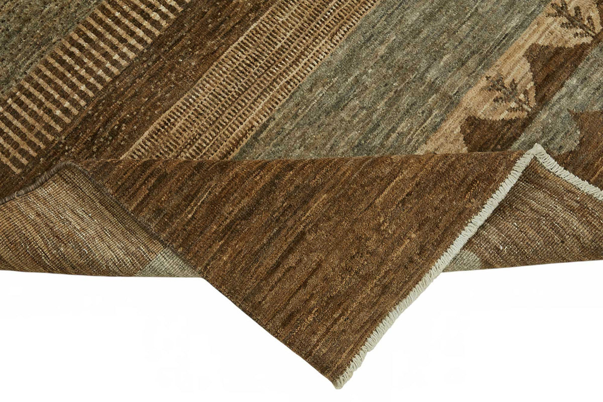 Lomli Kahverengi Geometrik Desenli Genç Vintage Uşak Halı, 151x201 cm – kenar detayı