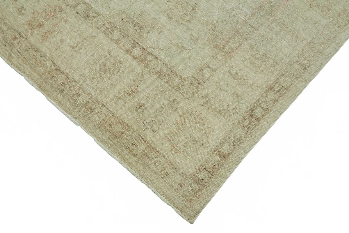 Vamave Madalyon Desenli Bej ve Açık Kahve Tonlu Uşak Halısı 162x270 cm – detay görünümü