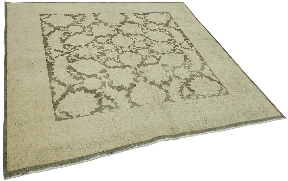 Vamave Antrasit Gri Bej Madalyonlu Uşak El Dokuma Halı 182x188 cm – genel görünüm