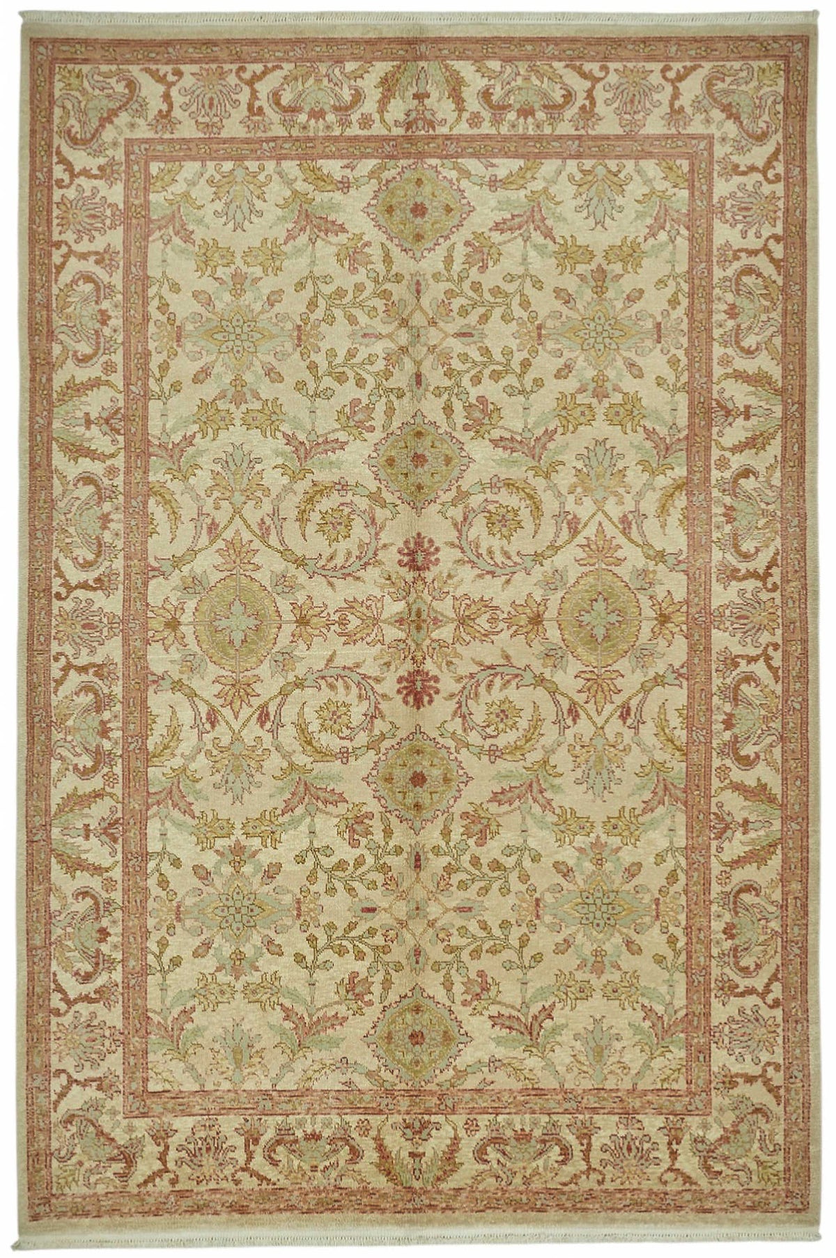 Vamave Bej Zeminli Çiçek Desenli Yün Uşak Halı 183x275 cm - Düz Bej Halı