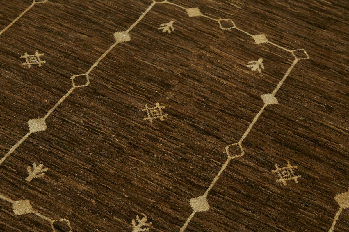 Tappeto Lomli marrone e beige, geometrico, etnico, in cotone e lana, tessuto a mano 117x186 cm – in ambiente