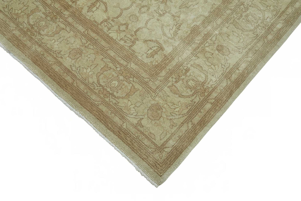 Vamave Bej Rengi Madalyon Desenli El Dokuma Uşak Halı 183x272 cm – detay görünümü