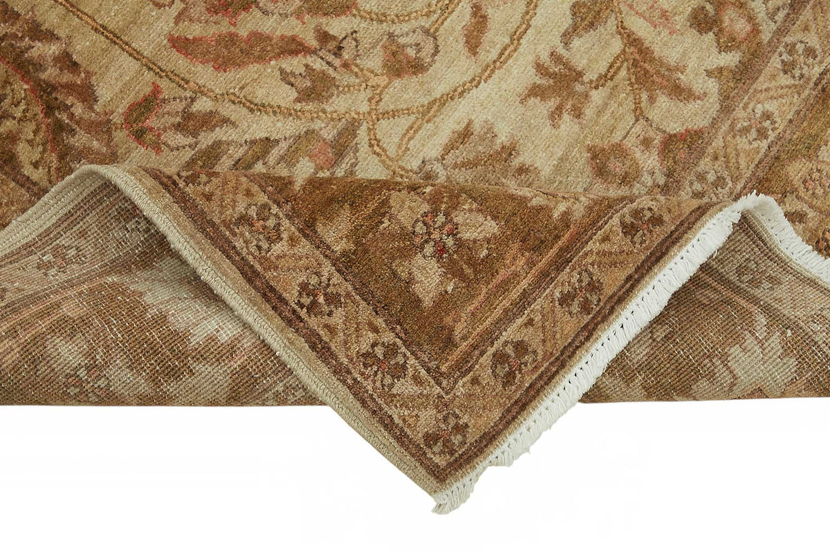 Vamave Kahverengi Halı 6 m2 Uşak El Dokuma Çiçekli 186x254 cm – kenar detayı