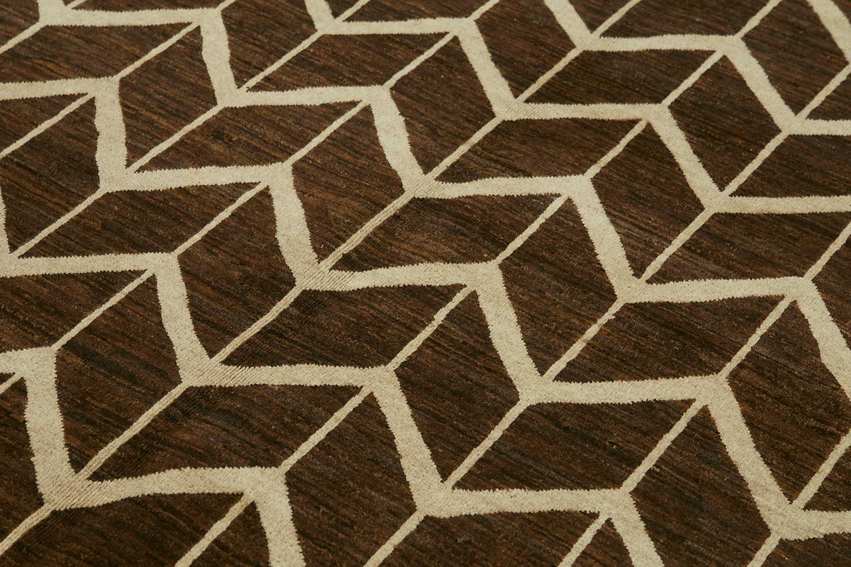 Vamave Kahverengi Bej Geometrik Desenli Uşak El Dokuma Halı 194x295 cm – mekânda kullanım