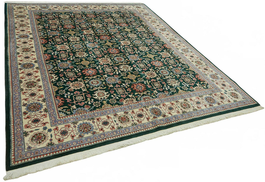Vamave Uşak Koyu Yeşil Geometrik Desenli El Dokuma Halı 240x298 cm – genel görünüm