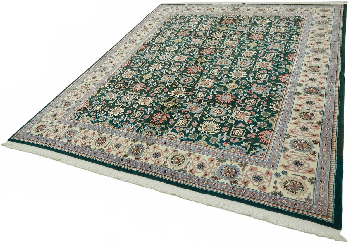 Vamave Uşak Koyu Yeşil Geometrik Desenli El Dokuma Halı 240x298 cm – doku yakın çekim