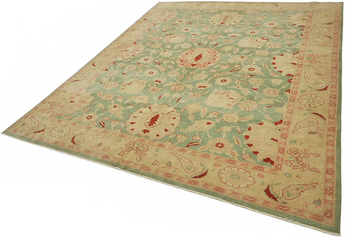 Vamave Turkuaz Zeminli Çiçek Desenli Yün Uşak Halı 257x300 cm – doku yakın çekim