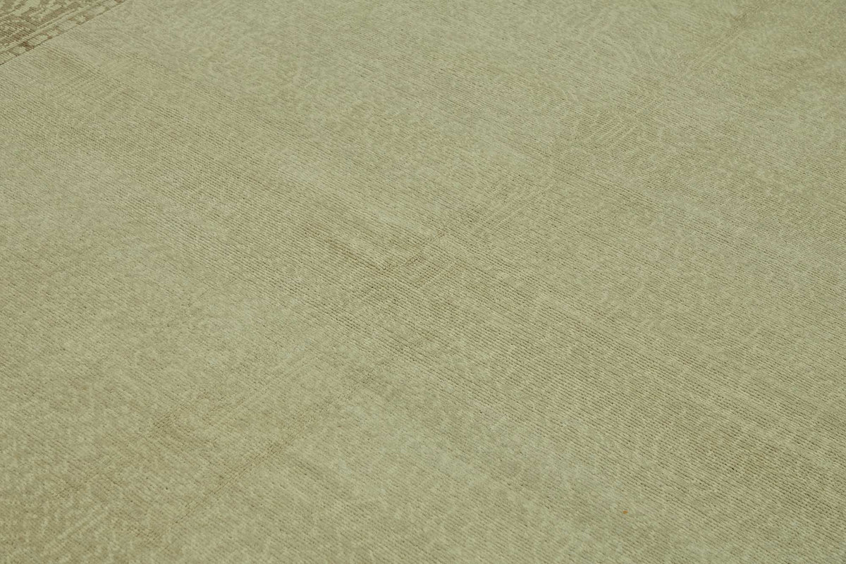 Vamave Bej ve Kahverengi Bordürlü Düz Dokuma Uşak Halısı 248x323 cm – mekânda kullanım