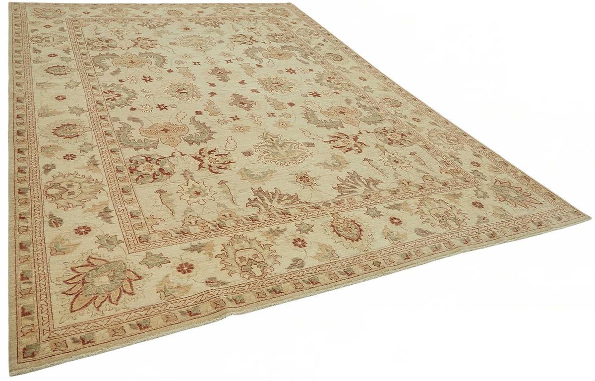 Vamave Kahverengi ve Bej Çiçekli Vintage Uşak Halı 266x377 cm – genel görünüm