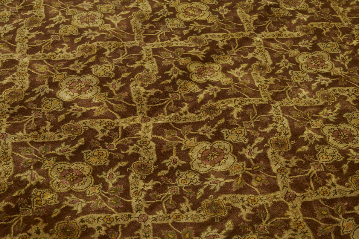 Vamave Kahverengi Altın Çiçek Desenli Uşak El Dokuma Halı 257x360 cm – mekânda kullanım