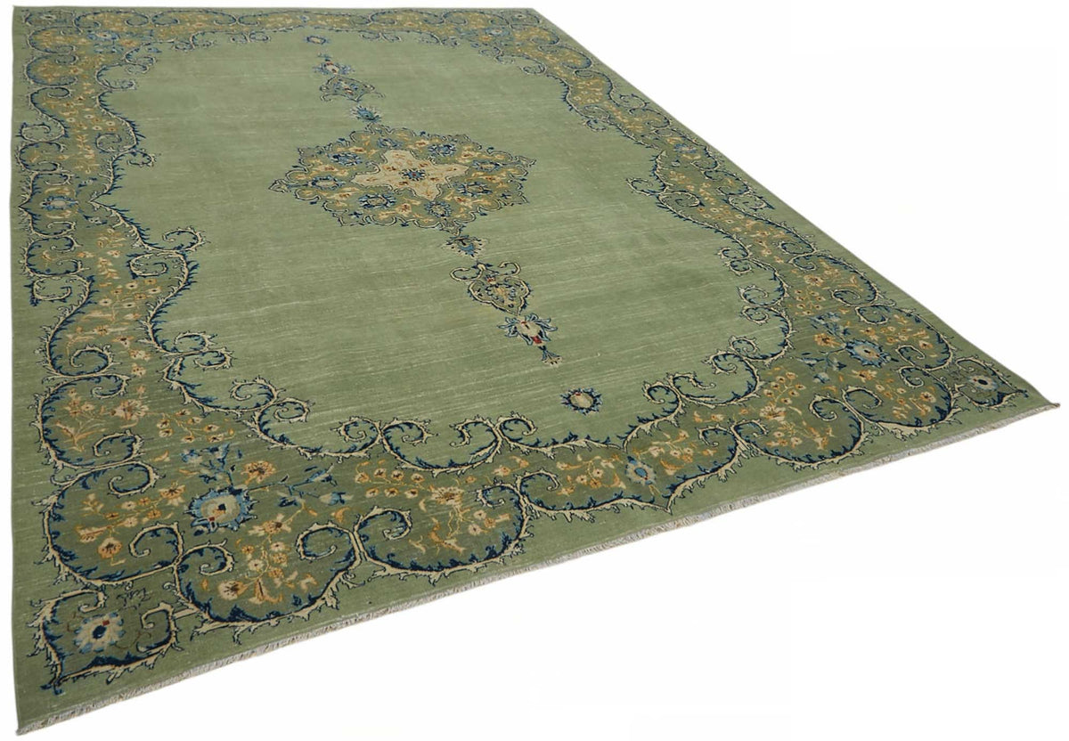 Zelko Madalyon Desenli Overdyed Yeşil Halı 244x350 cm – genel görünüm