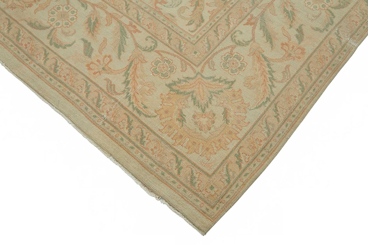 Rusvo Bej Yeşil Çiçekli Vintage Yün El Dokuma Halı 303x426 cm – detay görünümü