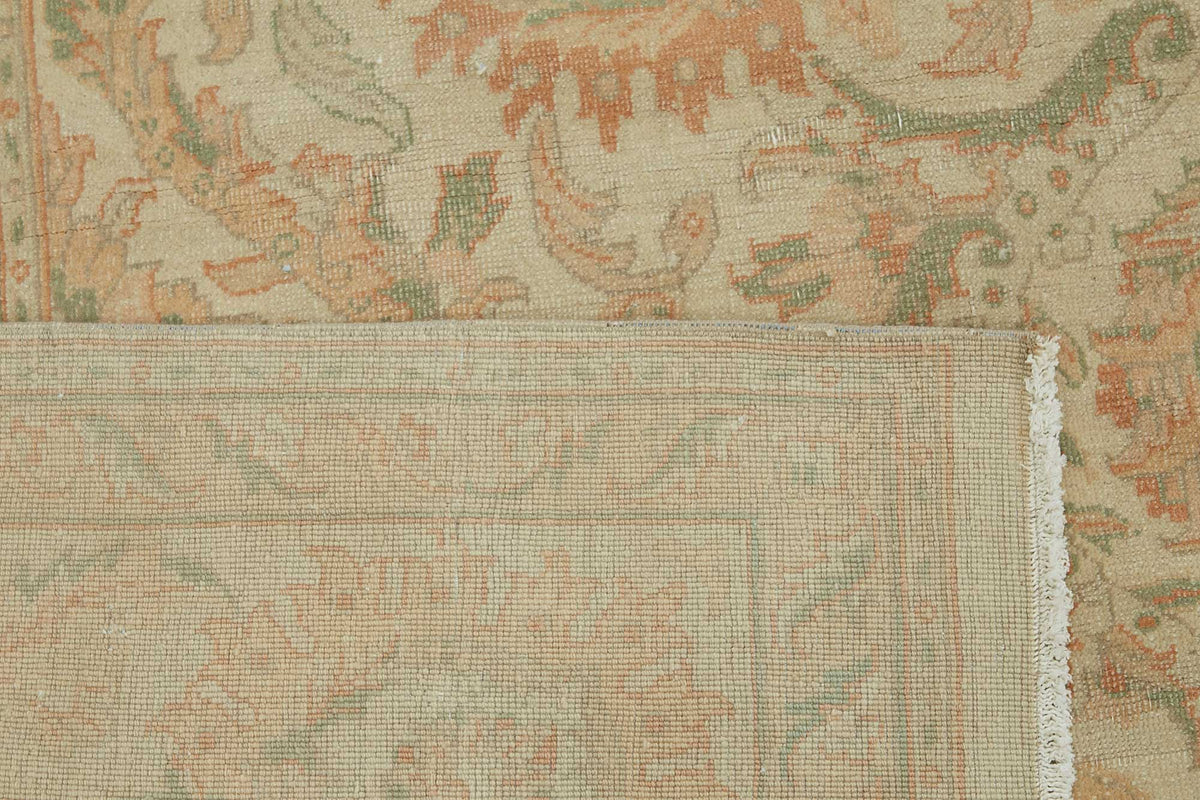 Rusvo Bej Yeşil Çiçekli Vintage Yün El Dokuma Halı 303x426 cm – arka yüz görünümü