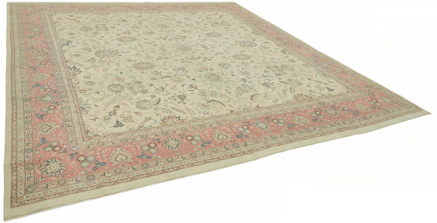 Rusvo Krem Halı Vintage Çiçek Desenli El Dokuma 360x380 cm – genel görünüm