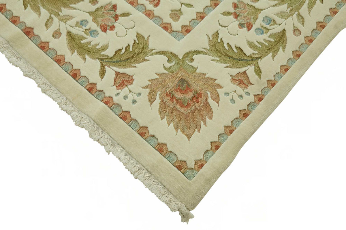 Vamave Krem Yeşil Çiçekli Uşak El Dokuma Halı 274x370 cm – detay görünümü