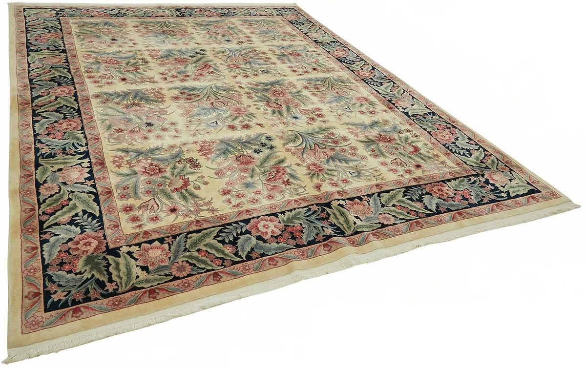 Vamave Çiçek Desenli Bej Lacivert Uşak El Dokuma Halı 278x370 cm – genel görünüm