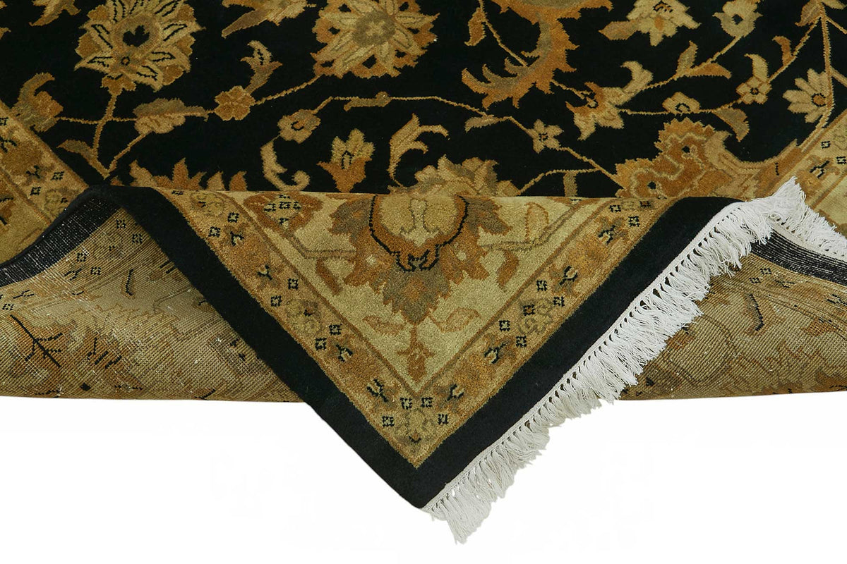 Vamave Siyah Zeminli Gold Çiçek Desenli Yün Uşak Halı 280x363 cm – kenar detayı