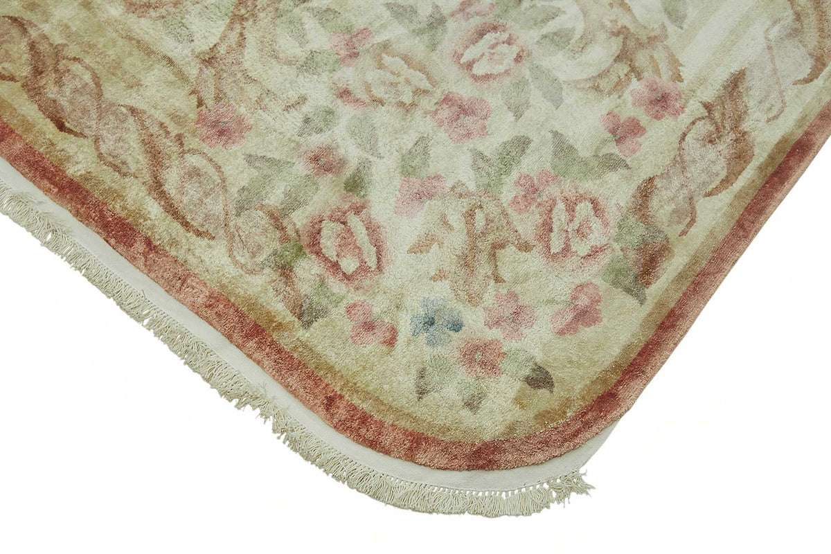 Vamave Bej Pembe Çiçekli Uşak El Dokuma Halı 362x443 cm – detay görünümü