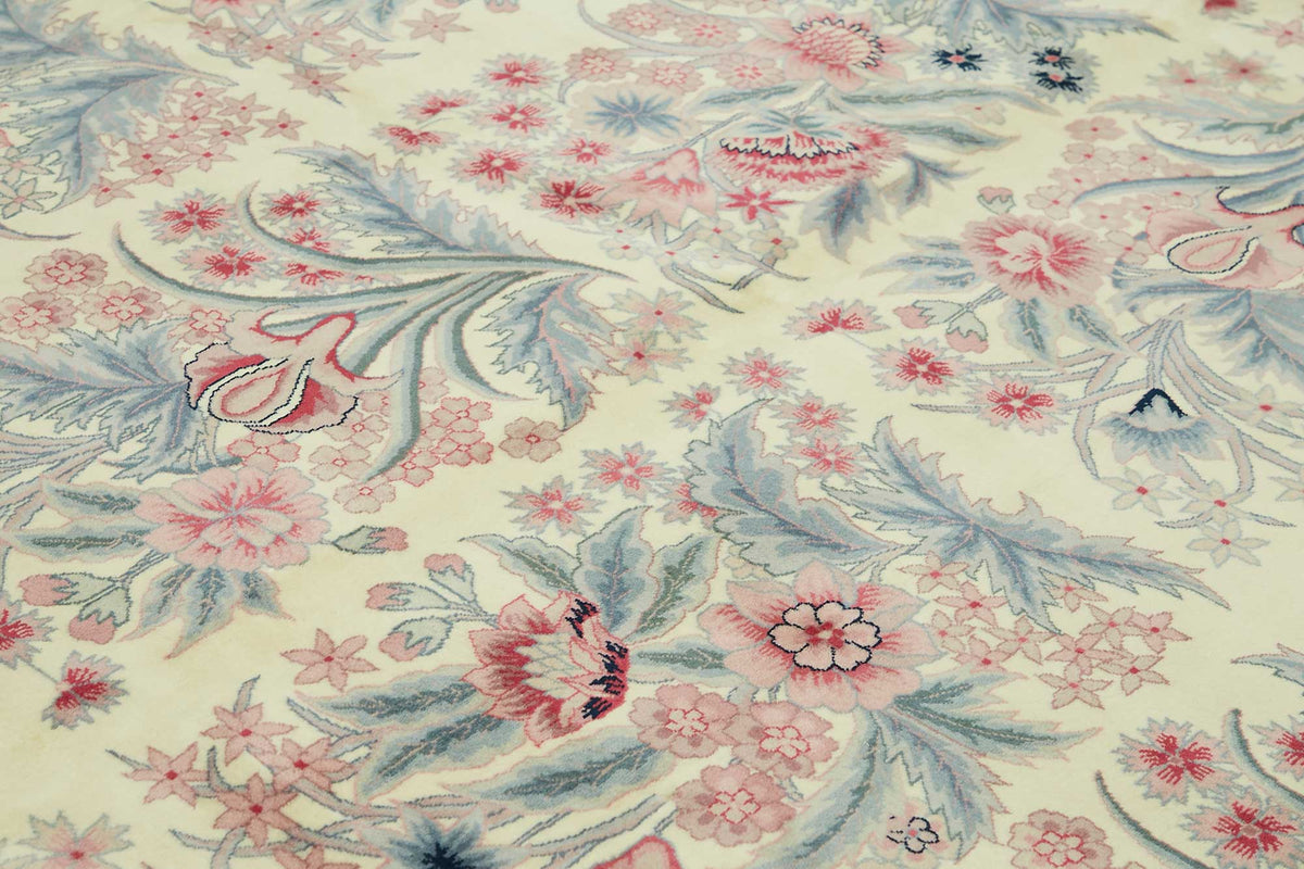 Vamave Açık Pembe ve Yeşil Uşak El Dokuma Halı 277x367 cm 49258 – mekânda kullanım