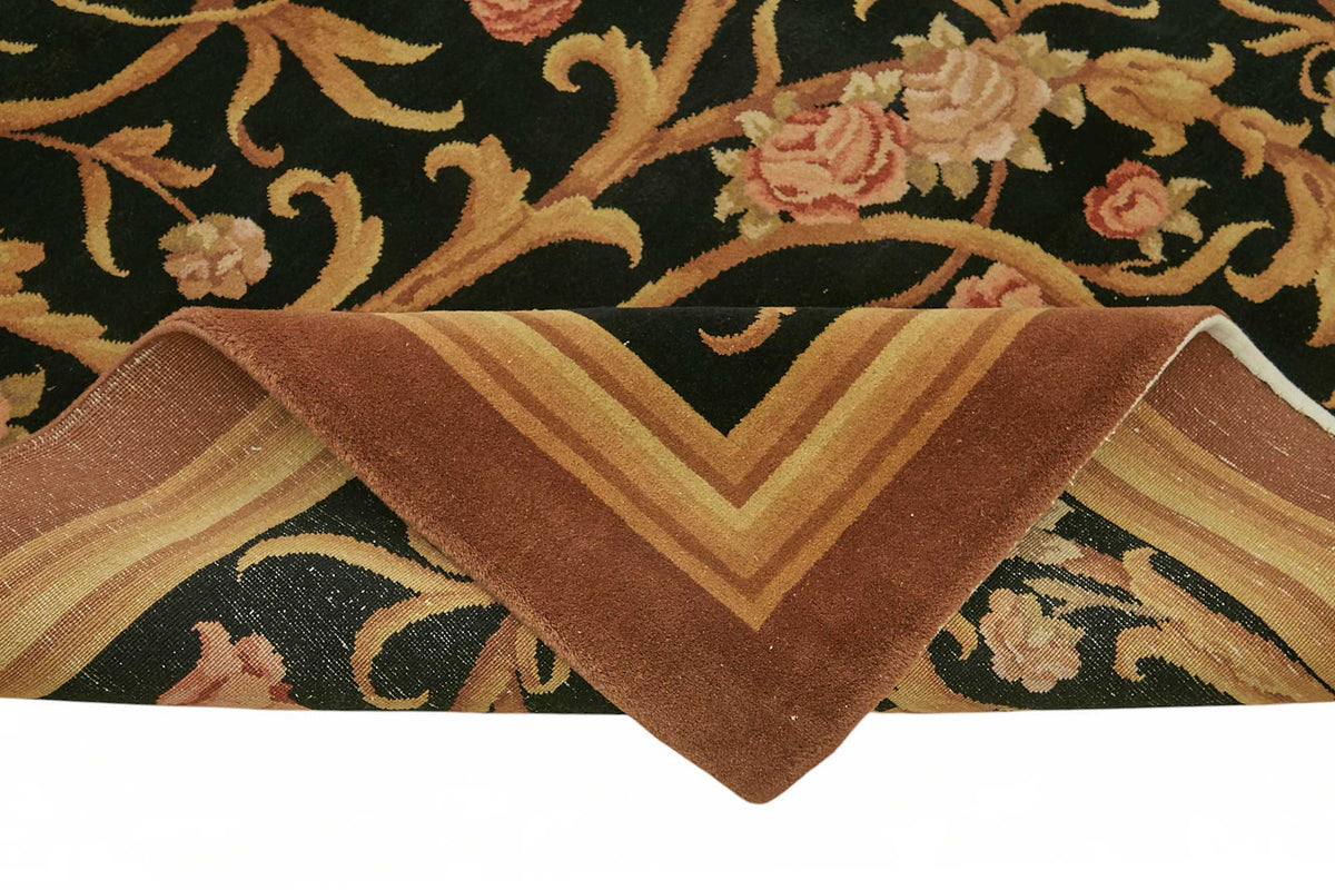 Vamave Siyah Çiçekli Uşak El Dokuma Halı 301x421 cm – kenar detayı