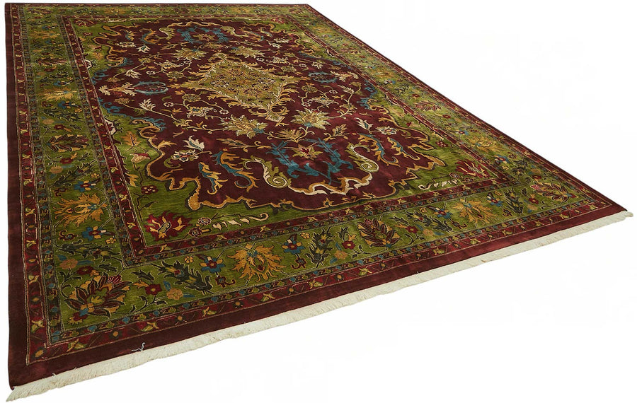 Vamave Bordo Yeşil Madalyon Desenli Uşak El Dokuma Halı 305x425 cm – genel görünüm