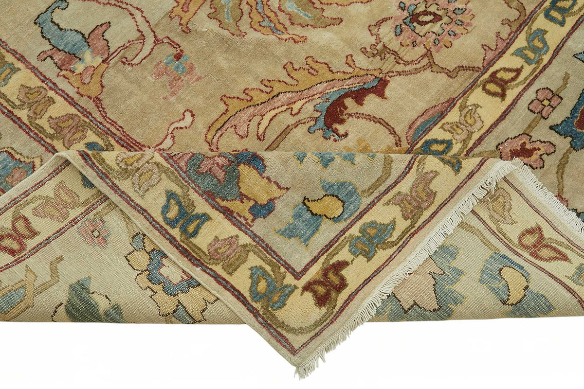 Vamave Vintage Uşak Halı Bej Zeminli Çiçek Desenli 296x428 cm – kenar detayı