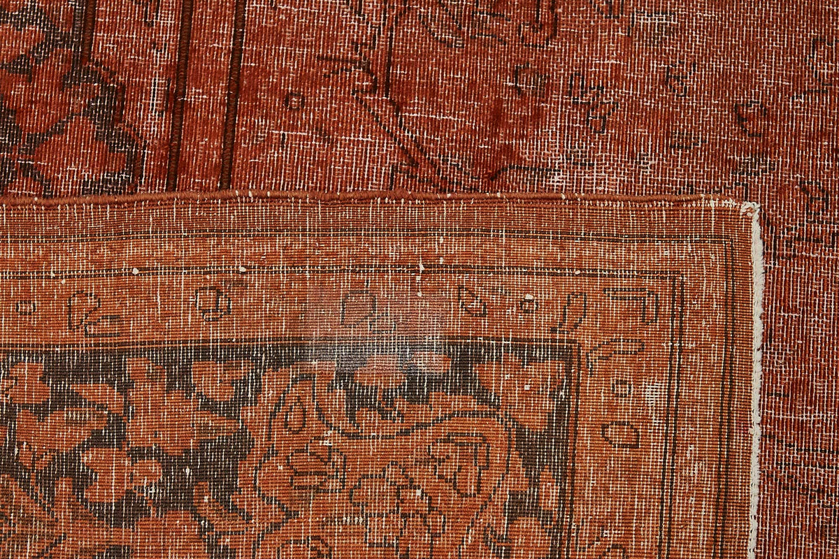 Zelko Kırmızı ve Bej Madalyon Desenli Eskitme El Dokuma Halı 297x402 cm – arka yüz görünümü