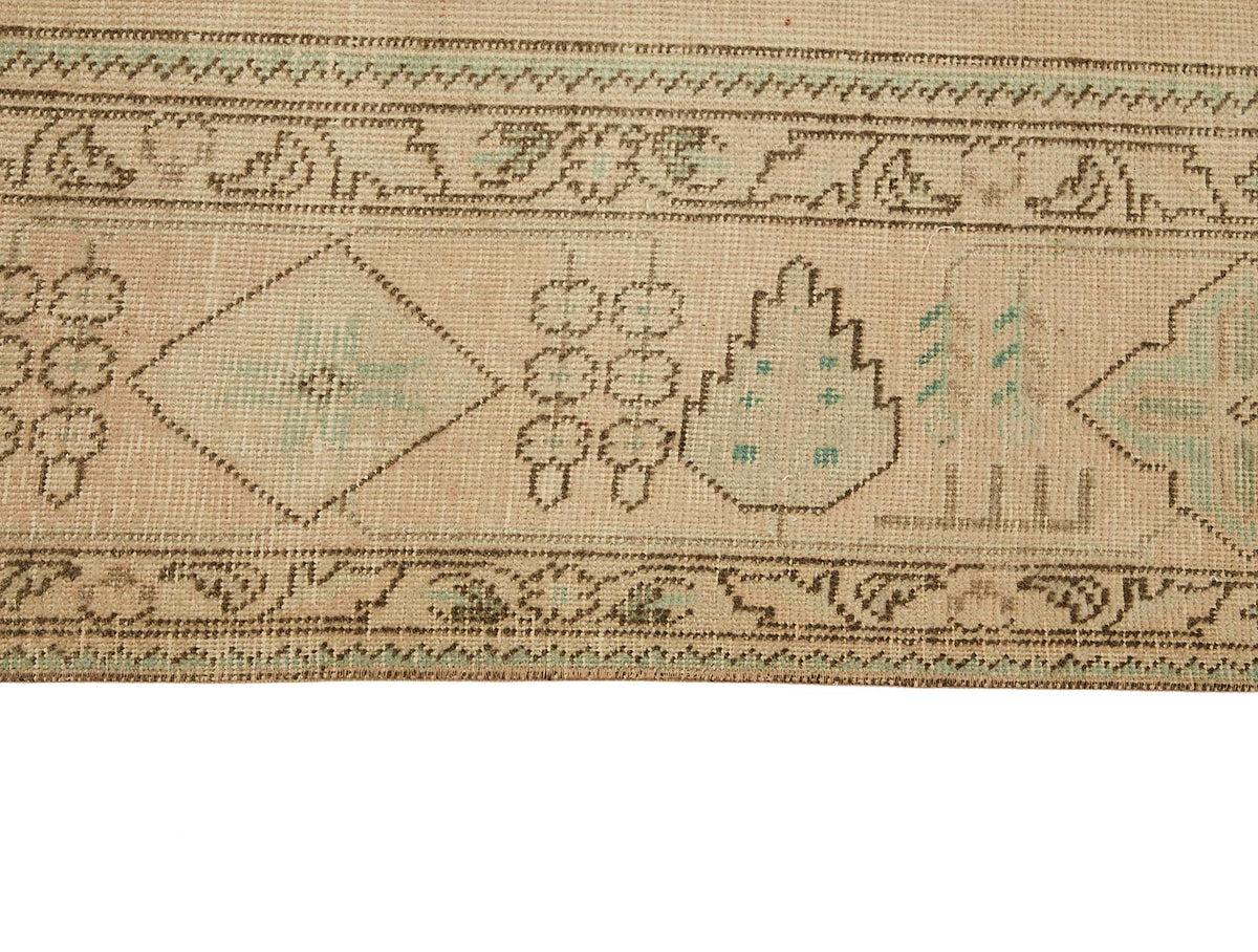 Rusvo Bej Yeşil Madalyon Desenli Klasik Yün El Dokuma Halı 290x385 cm – farklı açı