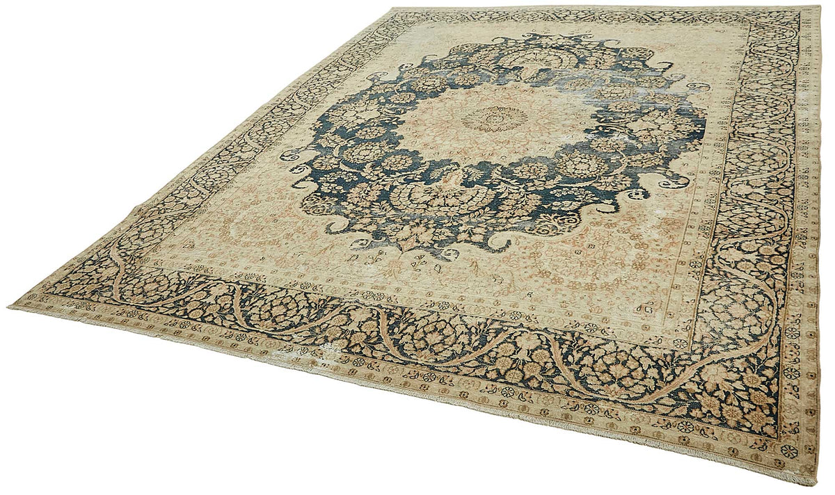 Rusvo Bej Lacivert Madalyon Desenli Yün El Dokuma Halı 262x347 cm – doku yakın çekim