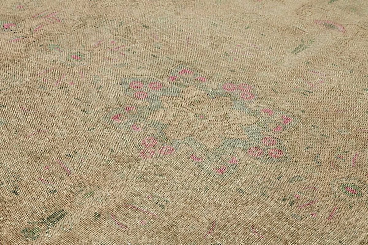 Rusvo Vintage Bej Pembe Madalyon Desenli El Dokuma Halı 292x393 cm – mekânda kullanım