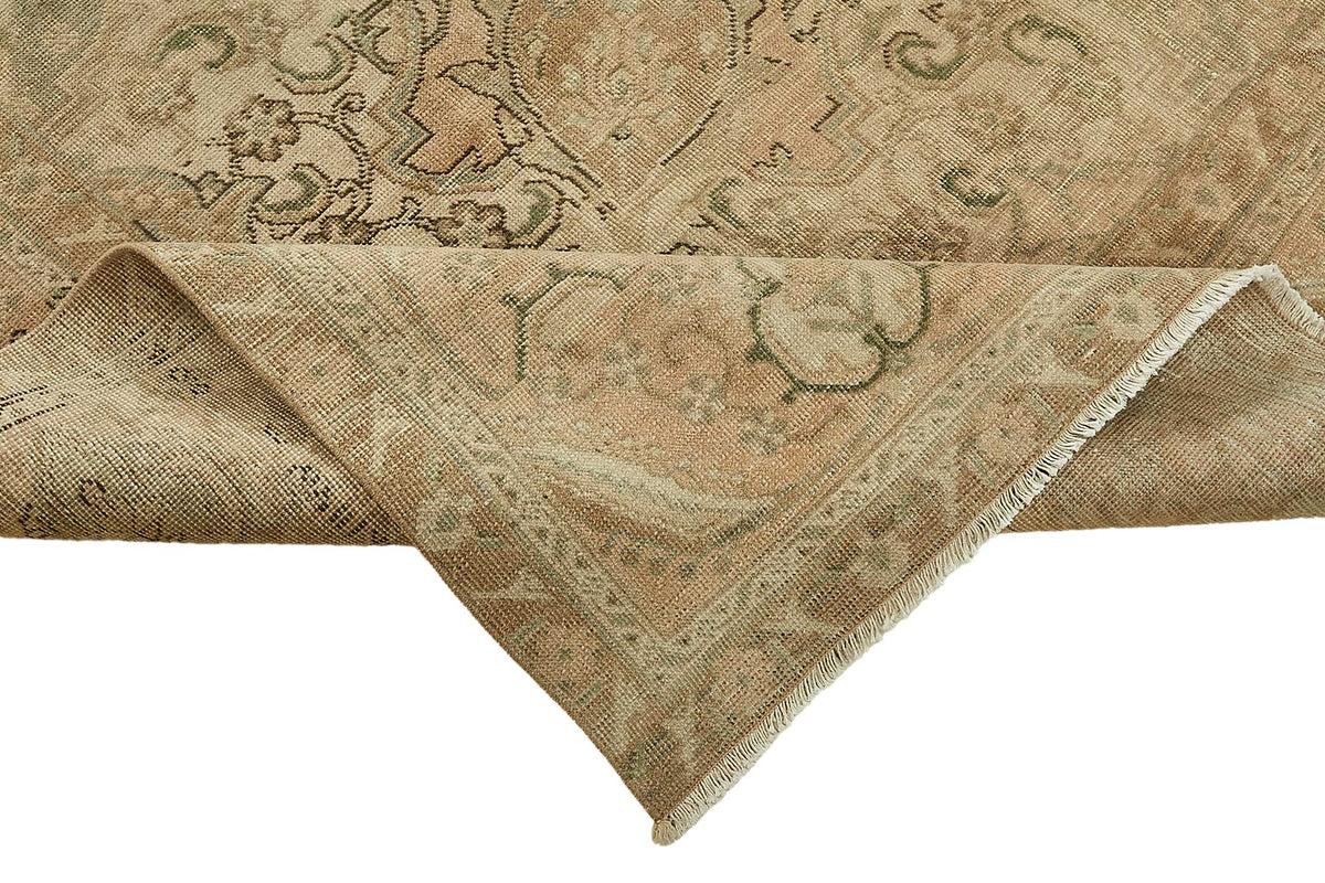 Rusvo Madalyon Desenli Vintage Eskitme Bej Halı 288x386 cm 49470 – kenar detayı