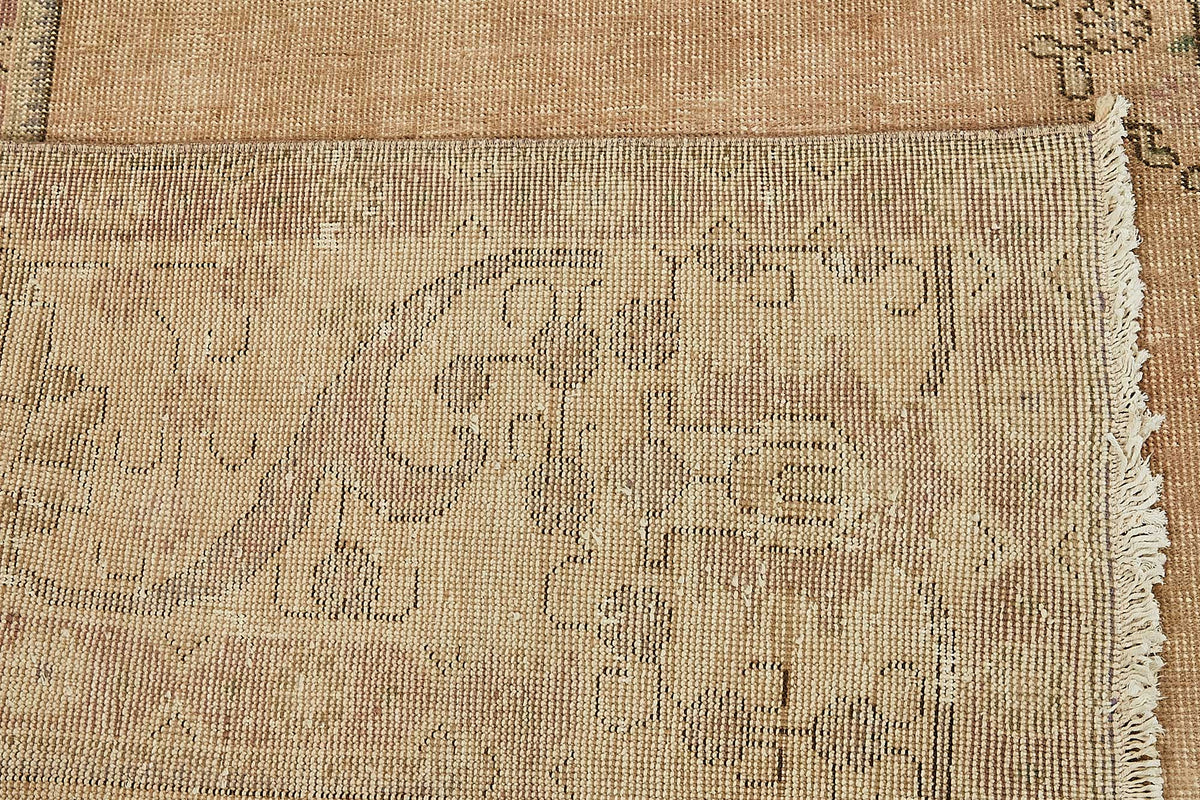 Rusvo Bej Pembe Madalyon Desenli Vintage El Dokuma Halı 287x386 cm – arka yüz görünümü