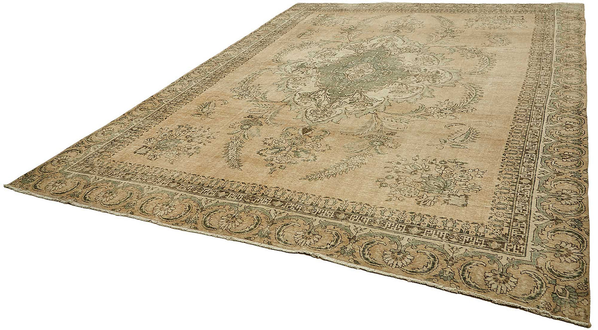 Rusvo Vintage Bej Rengi Yeşil ve Antrasit Madalyon Desenli El Dokuma Halı – doku yakın çekim
