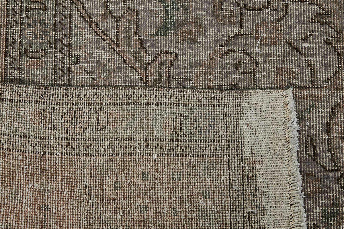 Zelko Antrasit Gri Eskitme Halı, Klasik Madalyon Desenli 300x390 cm – arka yüz görünümü
