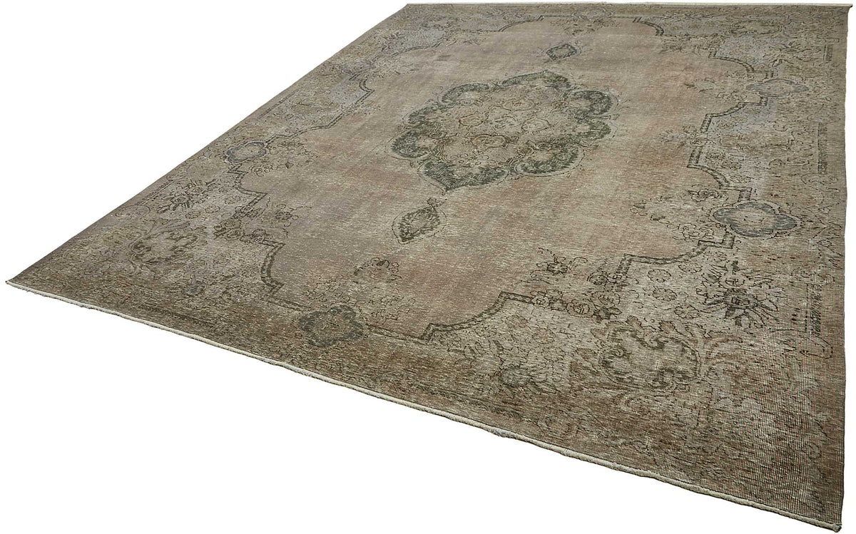 Zelko Gri Eskitme Halı Kahverengi Zeminli El Dokuma 287x387 cm – doku yakın çekim