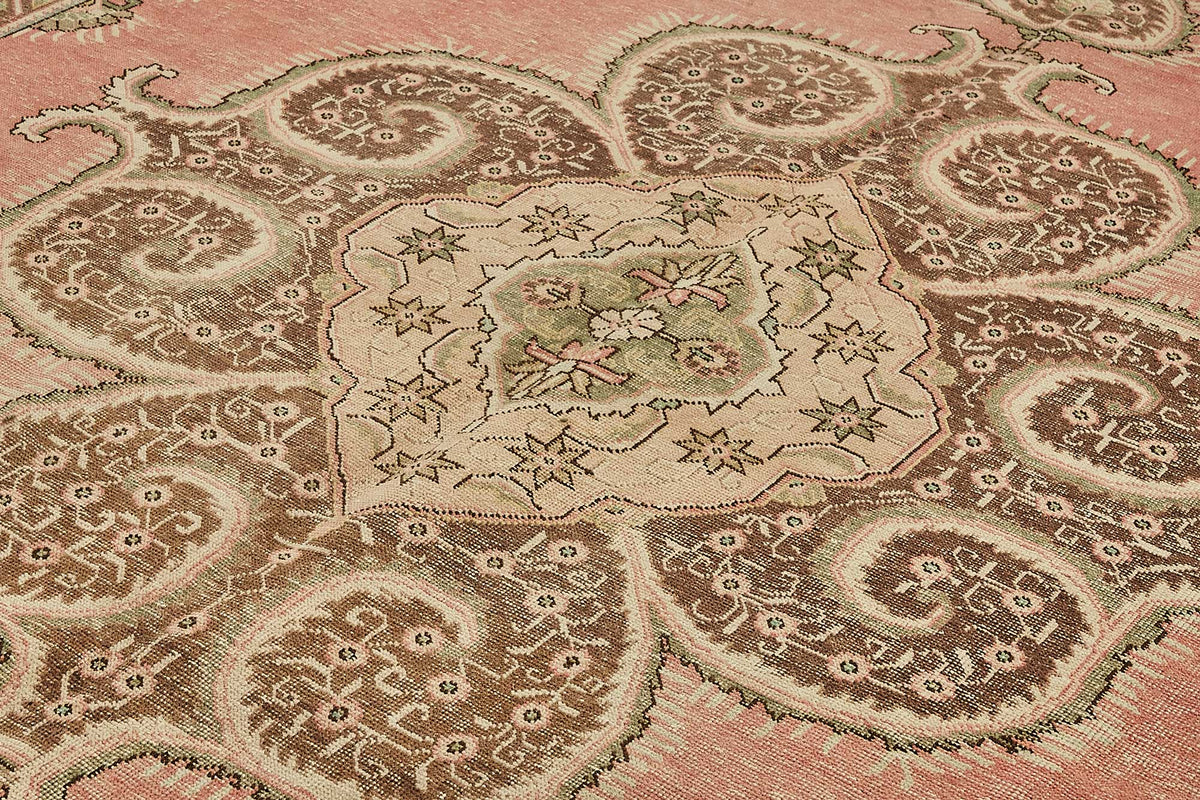 Rusvo Pembe Halı Vintage Madalyon Desenli El Dokuma 291x390 cm 49702 – mekânda kullanım