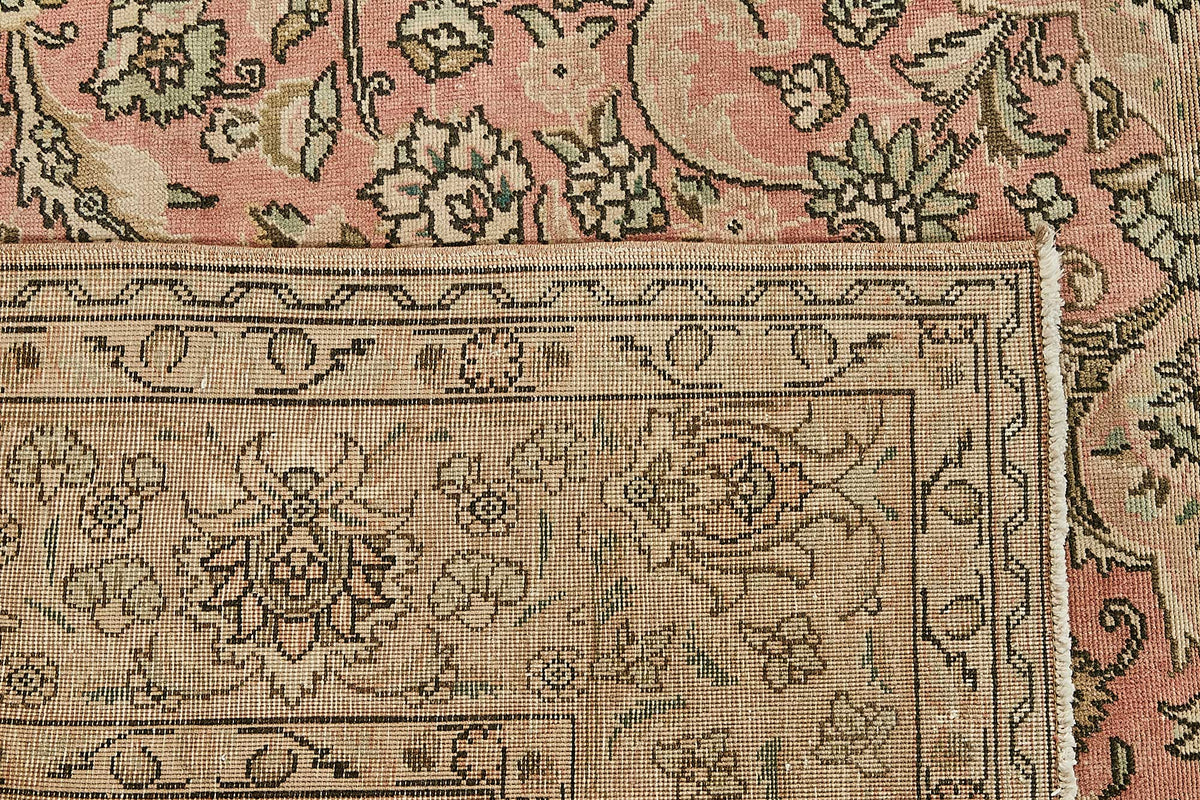 Rusvo Madalyon Desenli Pembe Vintage El Dokuma Halı 287x404 cm – arka yüz görünümü