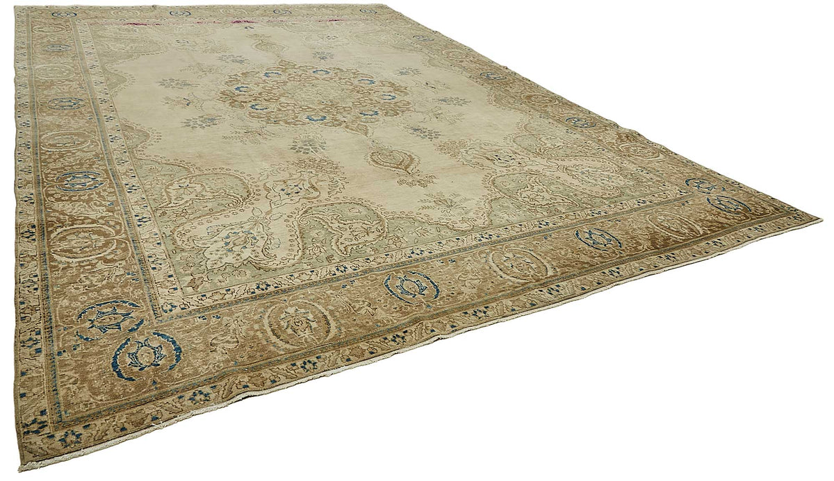 Rusvo Bej Kahverengi Madalyonlu Yün El Dokuma Halı 373x521 cm – genel görünüm