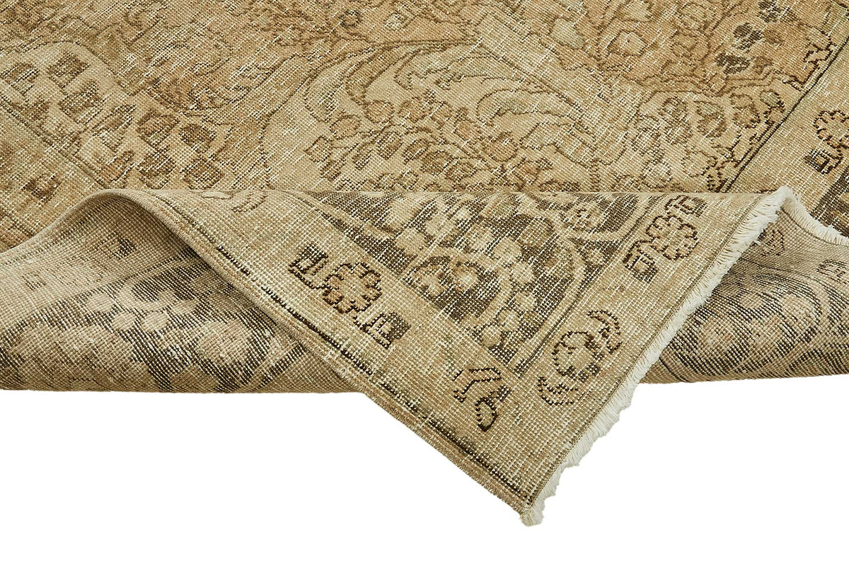 Rusvo Kahverengi Vintage Halı Bej Madalyon Desenli 300x387 cm – kenar detayı
