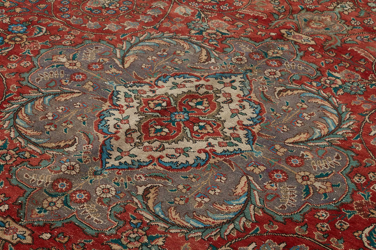 Rusvo Kırmızı Madalyon Desenli Yün Vintage Halı 288x374 cm – mekânda kullanım