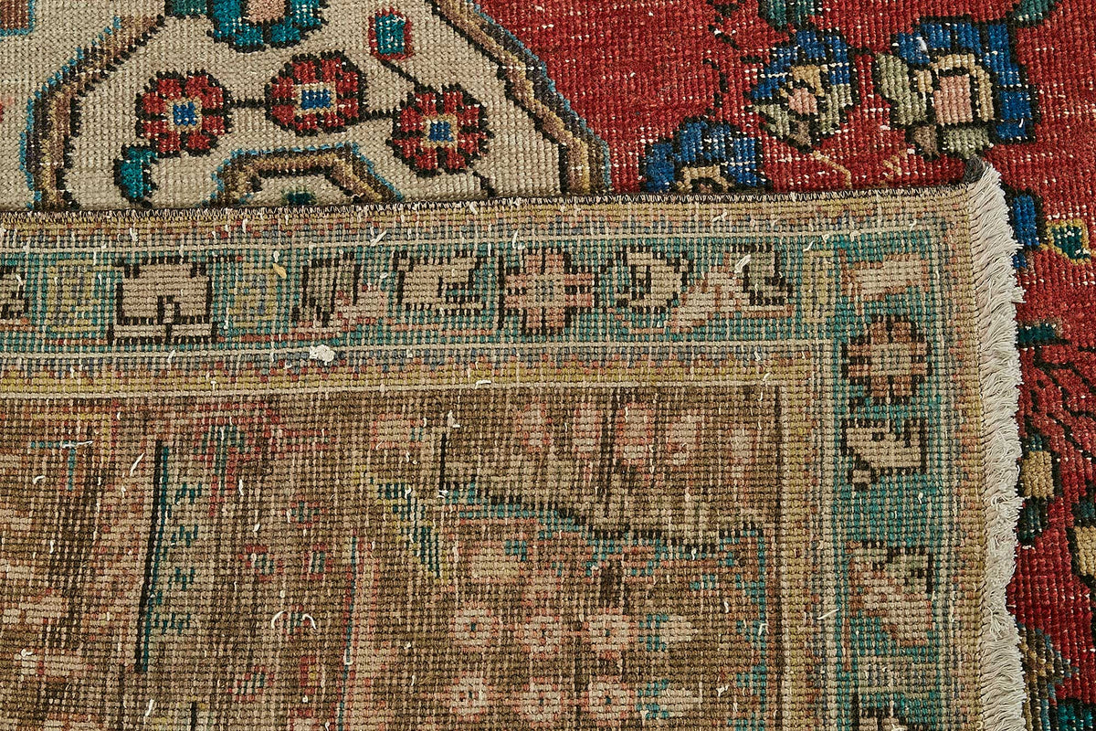 Rusvo Madalyon Desenli Kırmızı Vintage Halı 286x374 cm – arka yüz görünümü