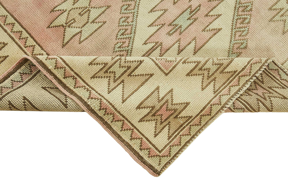 Gekro Geometrik Desenli Vintage Toz Pembe Halı 120x134 cm 49775 – kenar detayı