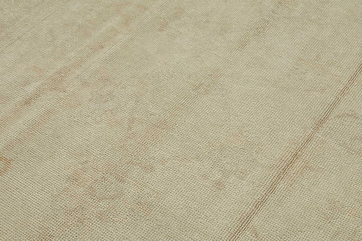 Kavale Bej Soyut Desenli Yün ve Pamuk Modern Halı 192x263 cm – mekânda kullanım