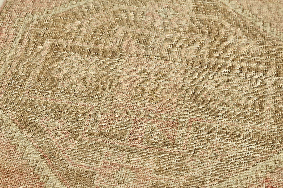 Kovena Gül Kurusu Bej Etnik Desenli El Dokuma Yolluk 90x330 cm – mekânda kullanım