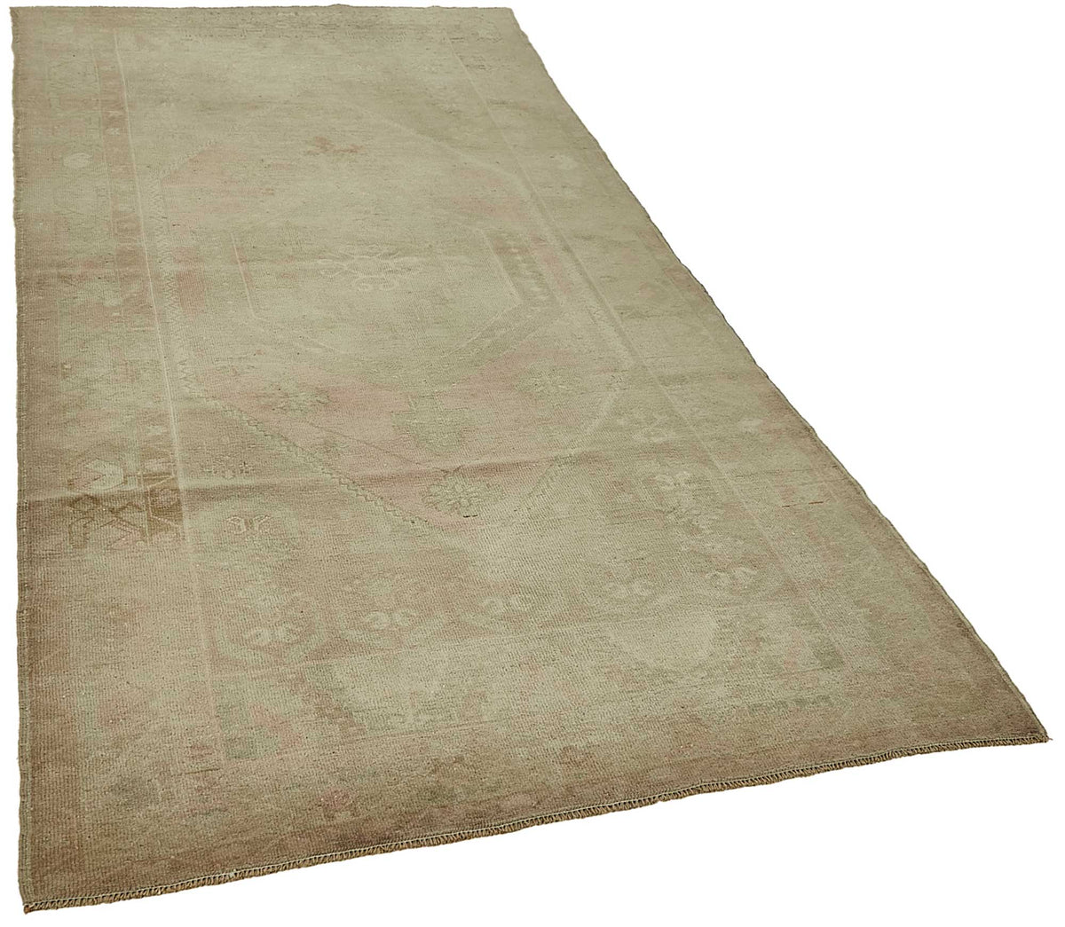 Kavale Bej Pembe Madalyon Desenli Yün ve Pamuk Halı, 126x260 cm – genel görünüm